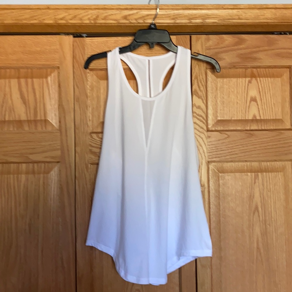 Zyia NWOT Effortless White Long Tank - NWOT - XXL